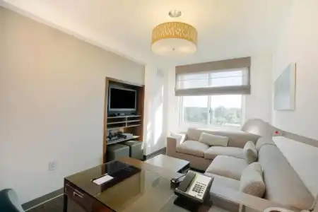 Element Miami Doral - 42
