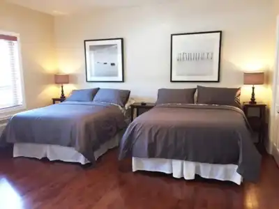 Quality Inn Centre-Ville - 96