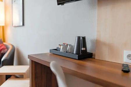 Best Western Ambassador - 68