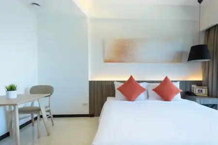 J Residence - 113