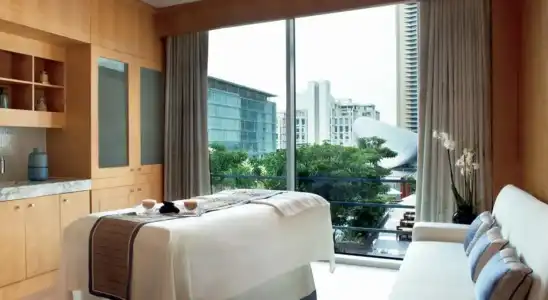 The Ritz-Carlton Executive Residences - 40