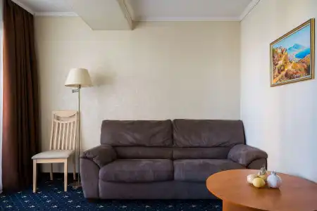 Arcadia Apartments - 6