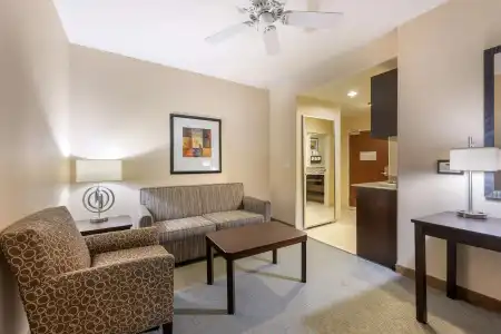 Best Western Plus Midland Suites - 53