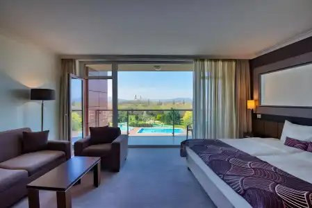 Aquaworld Resort - 4