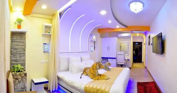 Royal Penguin Boutique & Spa - 67