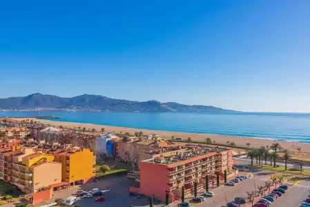 Xon's Platja Apartments - 47