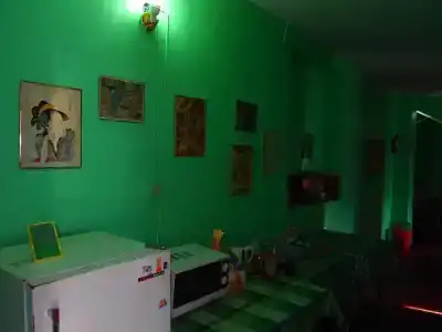 Green Stairs Guest House - 15