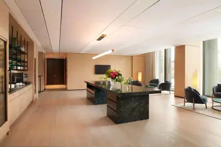 Pan Pacific London - 1