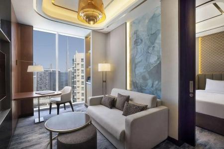 Holiday Inn Dubai Business Bay - 8
