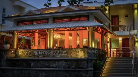 Le Peninsula Bay Beach Resort & Spa - 0