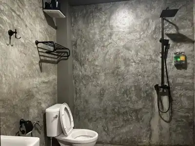 Premier Hostel - 9