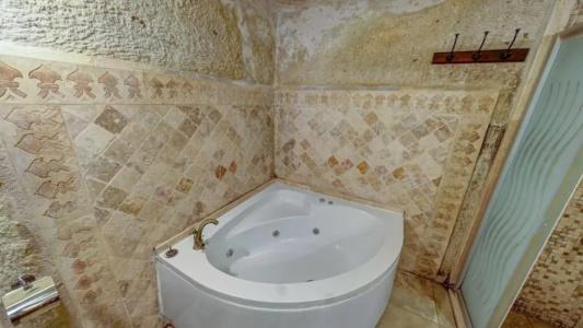 Elegance Cave Suites - 45