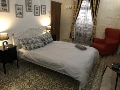 Lee's House Bed & Breakfast Sliema - 16