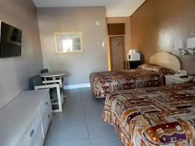 Sunset Inn - 37