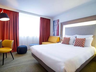 Novotel Lyon Centre Confluence Bord de Saone - 73