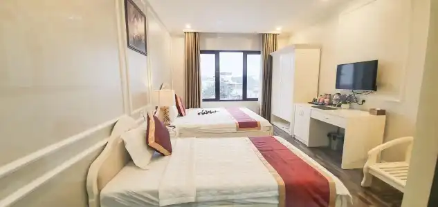 Ngoc Lan Halong - 3