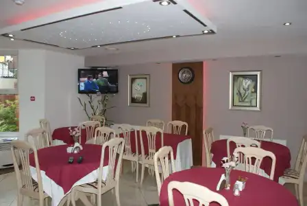 London Guest House by OYO - Acton - 14