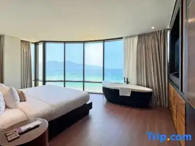Holiday Beach Danang - 275