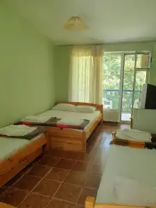Maria - 24