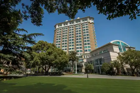 Radisson Collection,Xing Guo - 0
