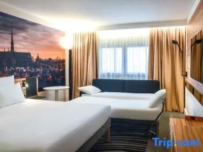 Novotel Paris 14 Porte d'Orléans - 57