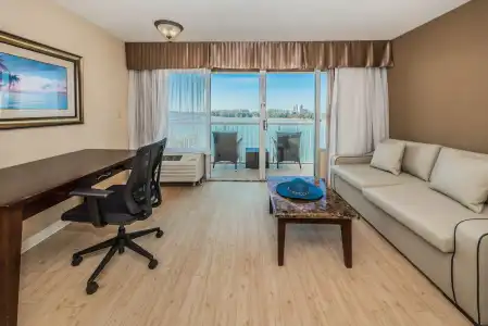 DreamView Beachfront & Resort - 2
