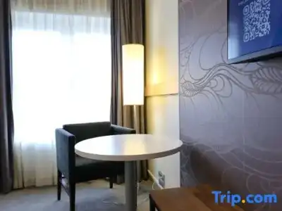Mercure Grenoble Centre Porte des Alpes - 70