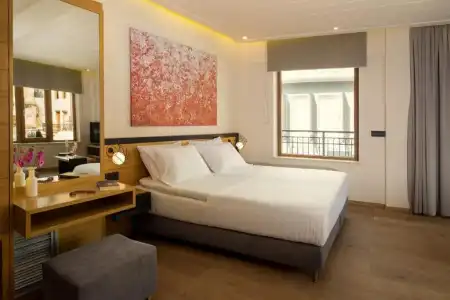 Querini Luxury Suites - 70