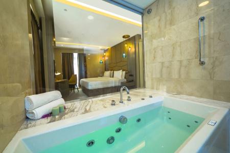 Four Points by Sheraton Production City, Dubai - 23
