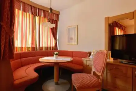 Schwefelbad (Schenna Resort) - 1