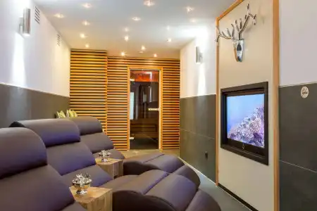 Boutique-Bayerischer Hof - 3