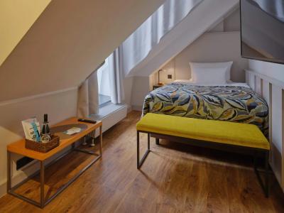 Classik Alexander Plaza - 40