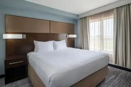Residence Inn Bloomington - 24