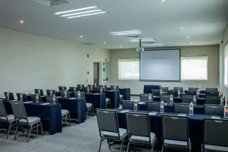 Hampton Inn by Hilton Guadalajara/Expo - 36