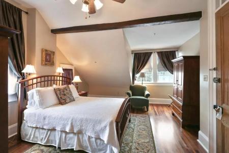 Elysian Fields Inn - 17