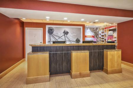 Hampton Inn & Suites Madison West - 20