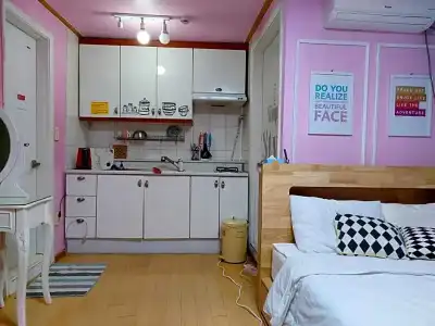Han River Residence & Guesthouse in Seoul - 34
