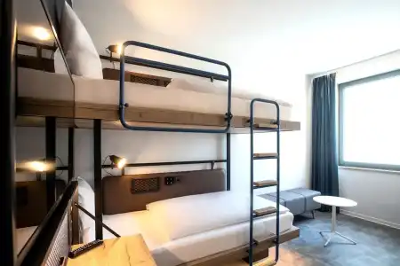 H2 Budapest - 26