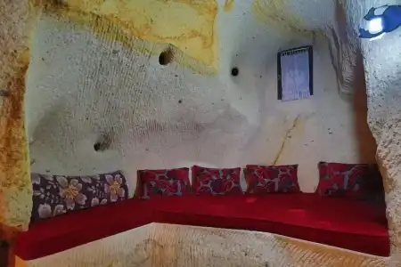 Jerveni Cave - 102