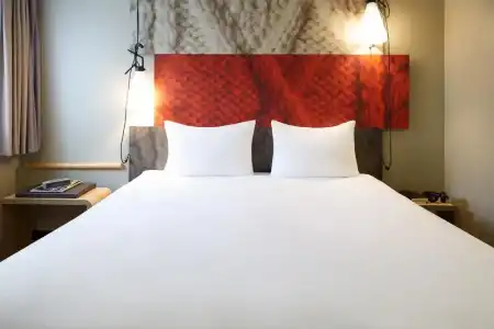 Ibis Paris Canal Saint Martin - 62