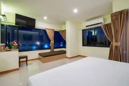Puranakhon - 33
