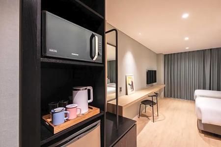 The Week & Resort - 85