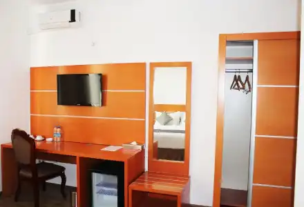 Du House Hualing Tbilisi - 1