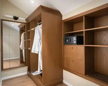 Best Western Plus Market Square Lviv - 94