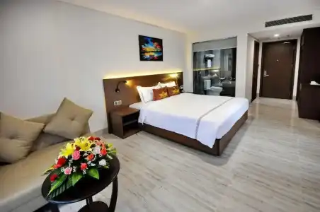 Crown Nguyen Hoang - 92