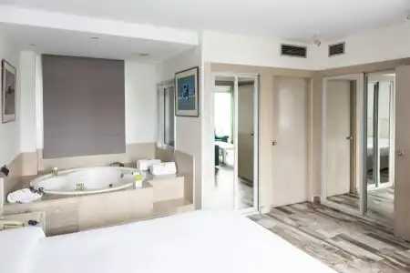 Palacio del Mar - 111
