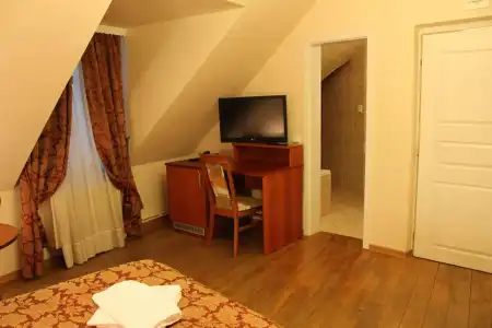 Enjoy Inn - 3