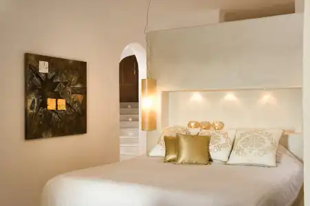 Gold Suite - 3
