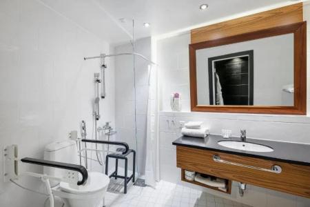 Crowne Plaza Helsinki by IHG - 76