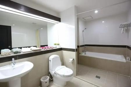 J - Town Serviced Apartments - 24